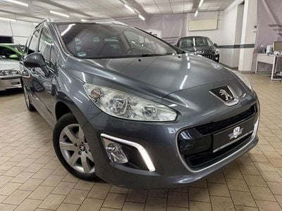 Grau Gebraucht 2010 Peugeot 308 SW Family Kombi | 1.490 €