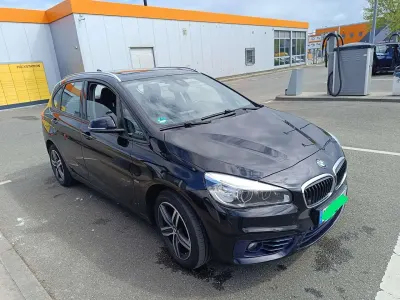 Gebraucht BMW 218 Active Tourer Sport Line 150 PS (110 kW) 2015 Van / Kleinbus