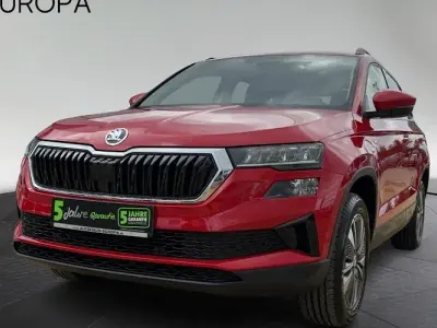 Gebraucht Skoda Karoq Tour 110 PS (80 kW) 2022 Velvetrot metallic SUV