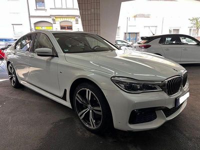 BMW 730