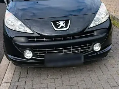 Gebraucht Peugeot 207 CC Filou 120 PS (88 kW) 2009 Schwarz Cabrio