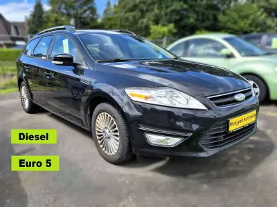 Gebraucht Ford Mondeo Trend 116 PS (85 kW) 2011 Pantherschwarz metallic Kombi