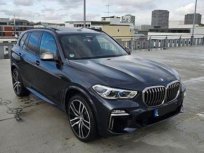 BMW X5 M50