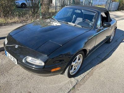 Second-hand Mazda MX5 120 CP (88 kW) 1993 Negru Cabrio