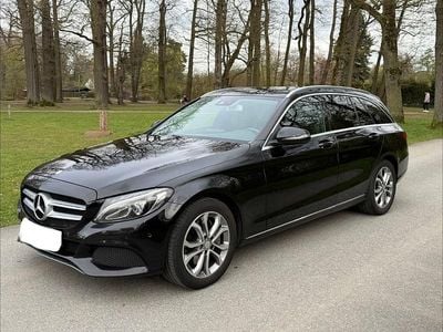 Gebraucht Mercedes C250 Avantgarde 204 PS (150 kW) 2016 Schwarz Limousine
