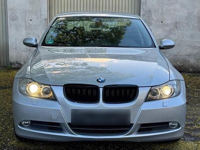 Second-hand BMW 325 218 CP (160 kW) 2006 Argintiu Berlinǎ