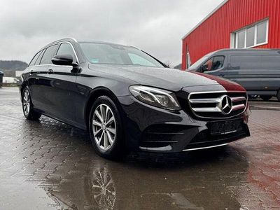 Usata Mercedes E220 AMG 194 CV (142 kW) 2017 Nero Berlina