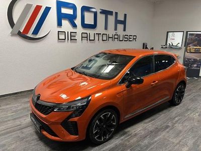 Orange Neu 2025 Renault Clio V Techno Limousine | 16.950 € (Guter Preis)