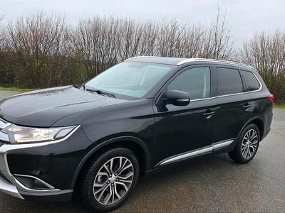 Gebraucht Mitsubishi Outlander 150 PS (110 kW) 2017 Schwarz SUV