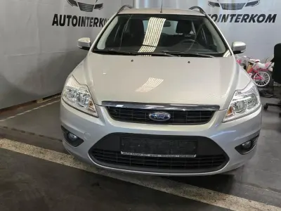 Gebraucht Ford Focus 101 PS (74 kW) 2009 Silber Kombi