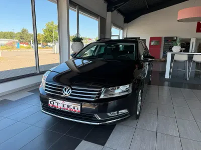 Gebraucht VW Passat Comfortline 122 PS (89 kW) 2012 Schwarz Kombi