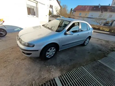Gebraucht Seat Leon 105 PS (77 kW) 2006 Silber Kleinwagen
