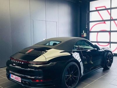 Porsche 992