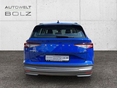 Second-hand Skoda Enyaq iV Loft 108 kW (148 CP) 2023 Albastru SUV