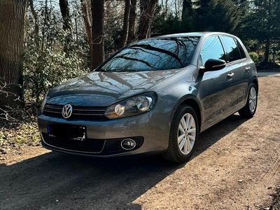 Usata VW Golf VI 105 CV (77 kW) 2011 Grigio Utilitaria