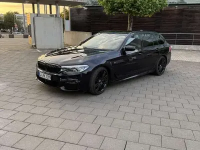 Gebraucht BMW 525 M Sport 231 PS (169 kW) 2019 Schwarz Kombi