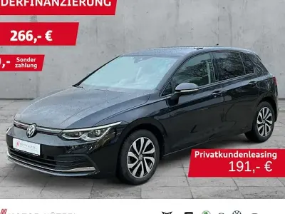 Gebraucht VW Golf VIII Active 150 PS (110 kW) 2023 Schwarz Limousine