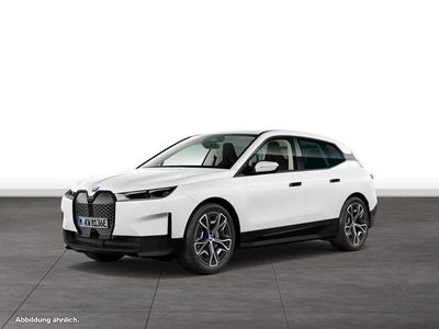 Alpinweiss Gebraucht 2025 BMW iX SUV | 70.764 € (Guter Preis)