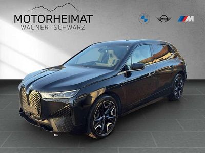 Gebraucht BMW iX Sport Line 239 kW (326 PS) 2022 Saphirschwarz metallic SUV
