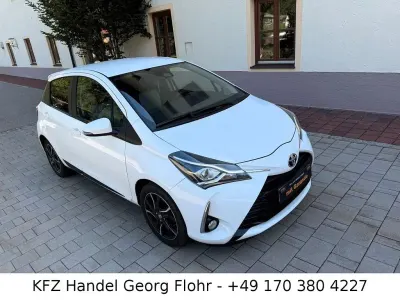 Gebraucht Toyota Yaris Comfort 111 PS (81 kW) 2019 Weiß Limousine