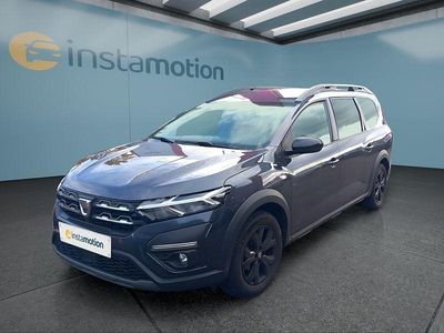Grau Gebraucht 2022 Dacia Jogger Van / Kleinbus | 18.699 € (Fairer Preis)