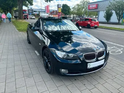 Gebraucht BMW 325 Cabriolet 197 PS (144 kW) 2009 Schwarz Cabrio