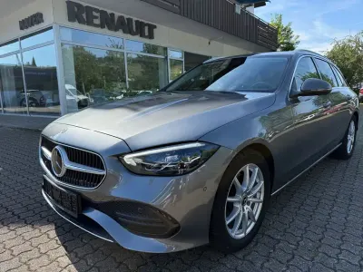 Gebraucht Mercedes C220 Avantgarde 200 PS (147 kW) 2023 Grau Limousine
