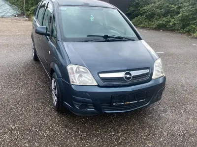 Gebraucht Opel Meriva 105 PS (77 kW) 2008 Andere farben Van / Kleinbus