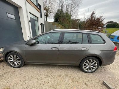 Grau Gebraucht 2014 VW Golf VII Highline Kombi | 7.900 € (Teuer)