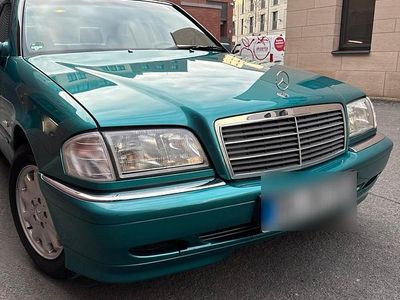 Gebraucht Mercedes C240 170 PS (125 kW) 1999 Grün Limousine