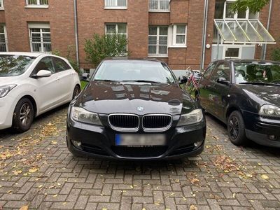 gebraucht BMW 320 i -