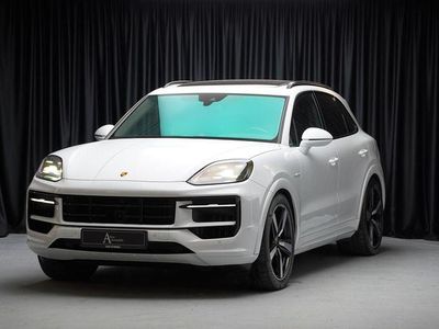 Gebraucht Porsche Cayenne 470 PS (345 kW) 2023 Carreraweiß metallic SUV