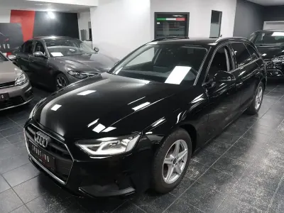 Gebraucht Audi A4 Basis 163 PS (119 kW) 2022 Brillantschwarz Kombi