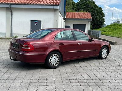 Mercedes E270