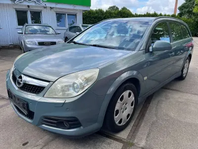 Gebraucht Opel Vectra 184 PS (135 kW) 2005 Misty morning mi2 Kombi
