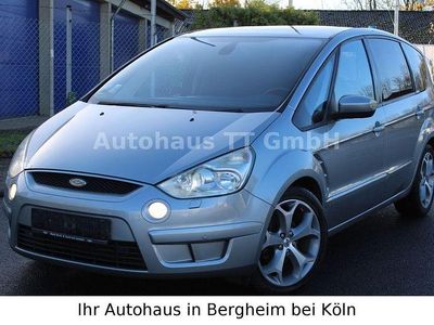 Grau Gebraucht 2007 Ford S-MAX Titanium Van / Kleinbus | 2.950 € (Fairer Preis)