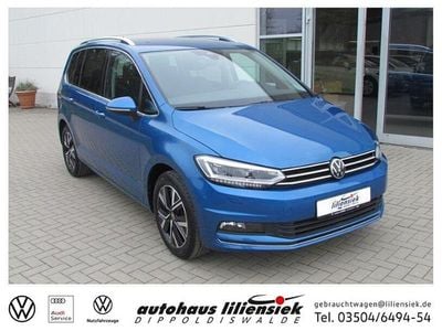 Gebraucht VW Touran Highline 150 PS (110 kW) 2022 Blau Van / Kleinbus