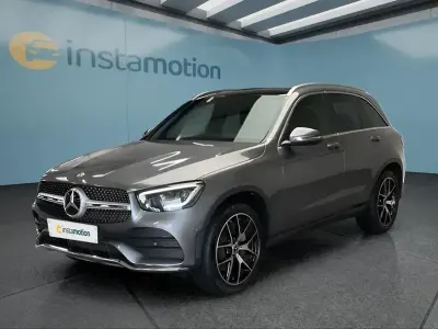 Używany Mercedes GLC400d 330 KM (242 kW) 2022 Szary Sedan/Limuzyna