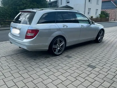 Gebraucht Mercedes C220 170 PS (125 kW) 2012 Silber Kombi
