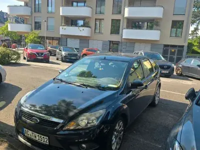 Gebraucht Ford Focus Sport 101 PS (74 kW) 2009 Schwarz Limousine