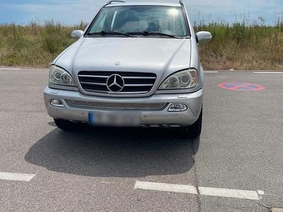 Mercedes ML400