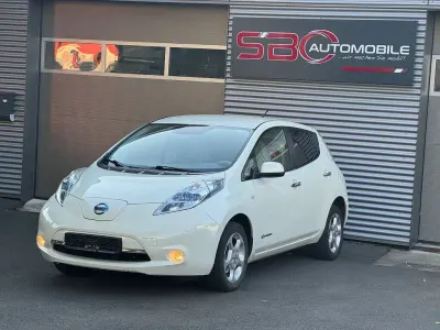 Gebraucht Nissan Leaf Basis 80 kW (109 PS) 2012 Weiß Kleinwagen