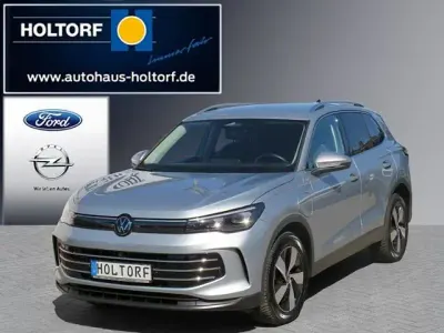 Gebraucht VW Tiguan Elegance 150 PS (110 kW) 2024 Silber SUV