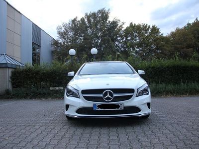 gebraucht Mercedes CLA180 - Panorama,Standhz,AMG Menü