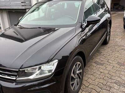Schwarz Gebraucht 2017 VW Tiguan Sound SUV | 15.800 € (Guter Preis)