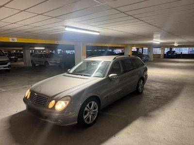Usata Mercedes E220 Elegance 180 CV (132 kW) 2004 Grigio Station wagon