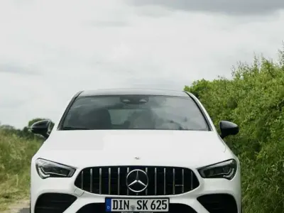 Gebraucht Mercedes CLA200 Shooting Brake AMG line 163 PS (119 kW) 2020 Kombi