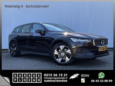 Second-hand Volvo V60 CC 190 CP (139 kW) 2020 Maro Break