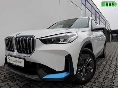Gebraucht BMW iX1 Performance 200 kW (272 PS) 2023 Alpinweiss 3 SUV
