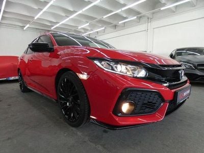 Gebraucht Honda Civic Dynamic 126 PS (92 kW) 2019 Rot Limousine